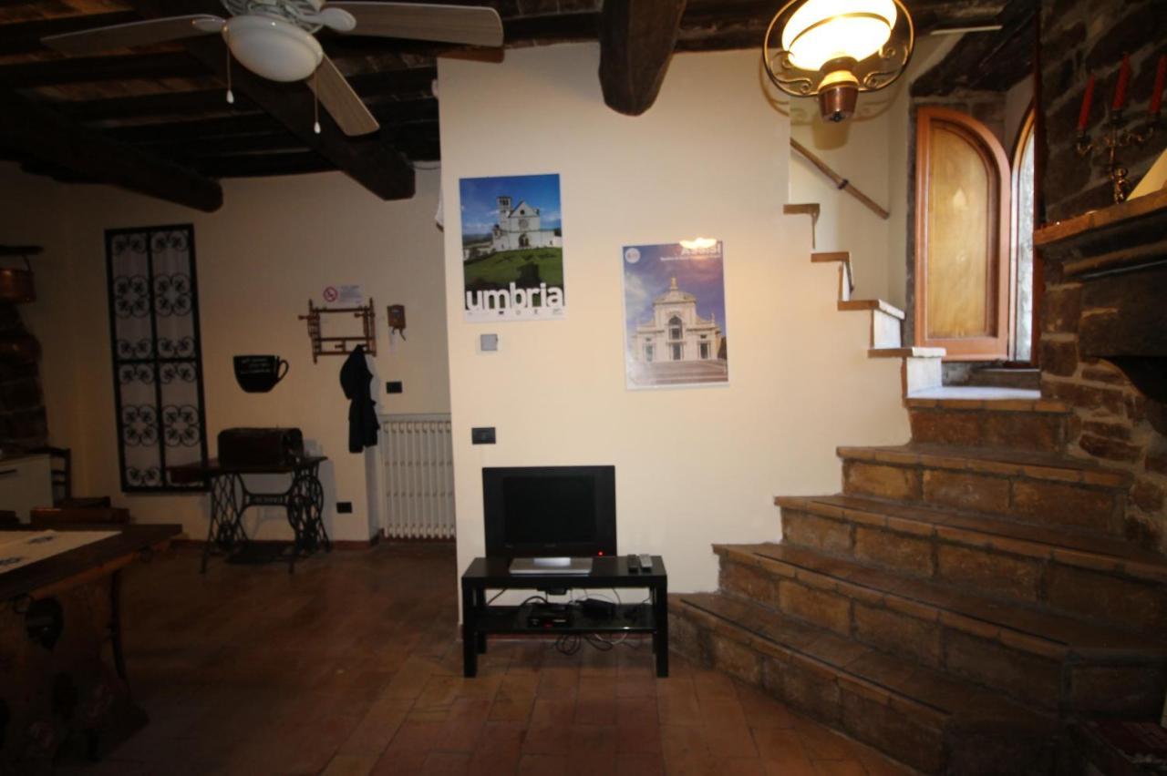 Ferienwohnung Nonna Flo Assisi Exterior foto